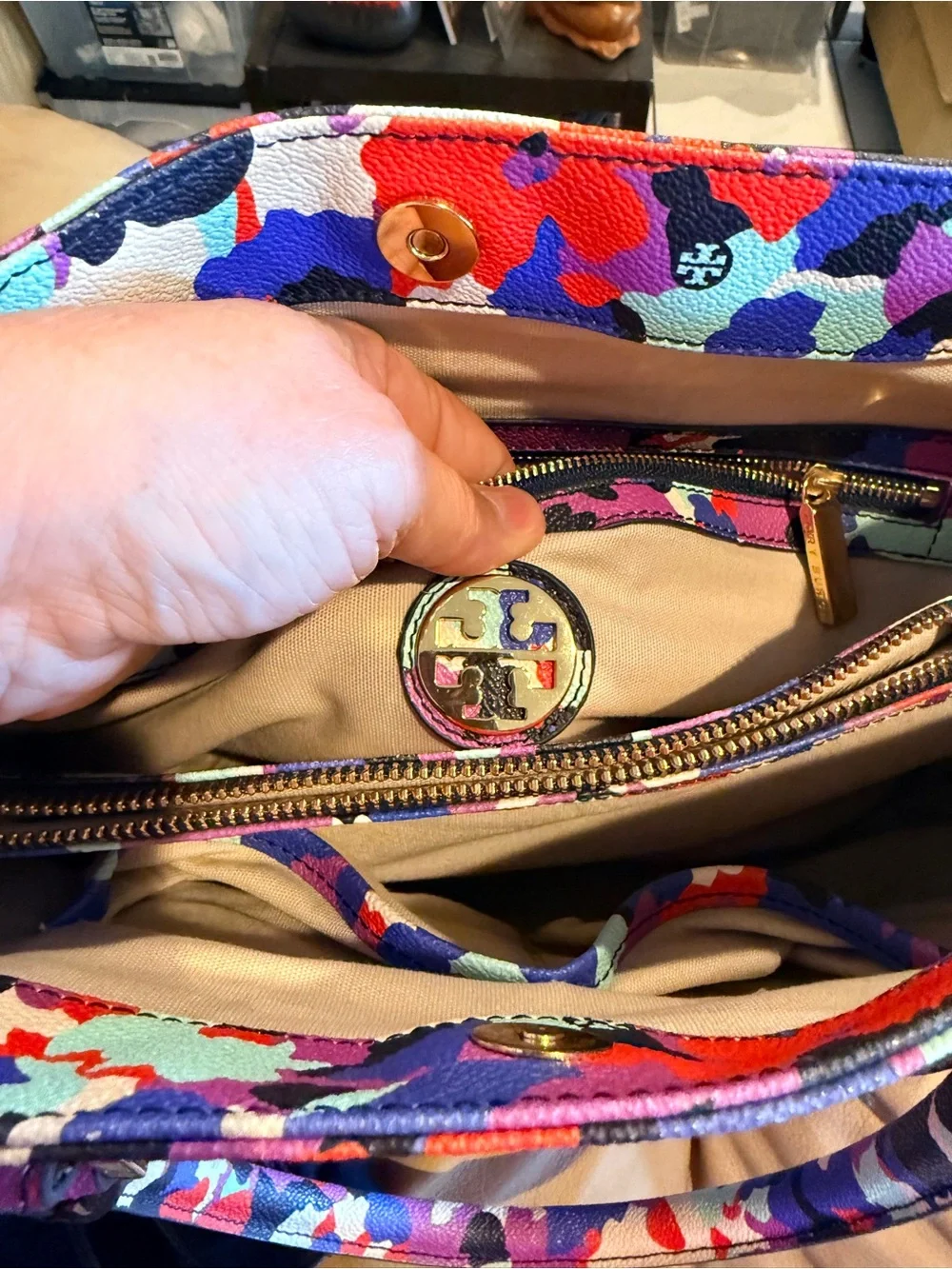 Tory Burch Multicolor Robinson Satchel in Oceanic Camo Floral